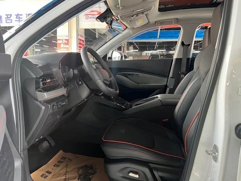 Baojun RS-3 — фото 4