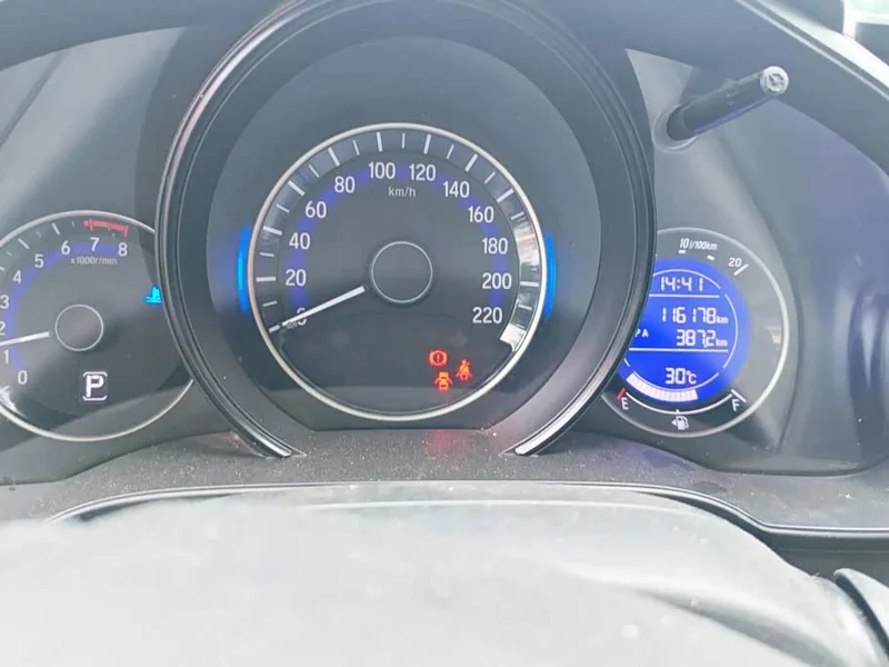 Honda Fit — фото 14