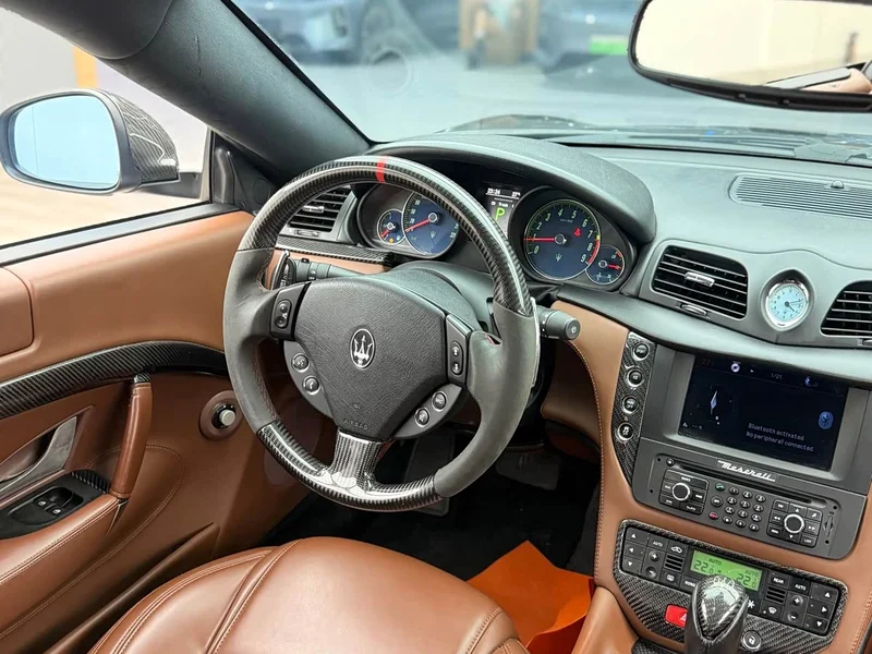 Maserati GranTurismo — фото 13