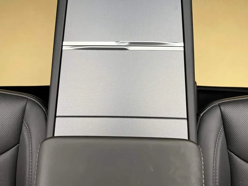 Tesla Model Y — фото 37