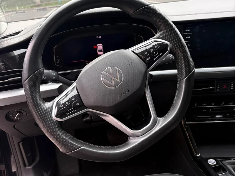 Volkswagen Passat — фото 5