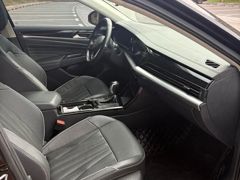 Volkswagen Passat — фото 9