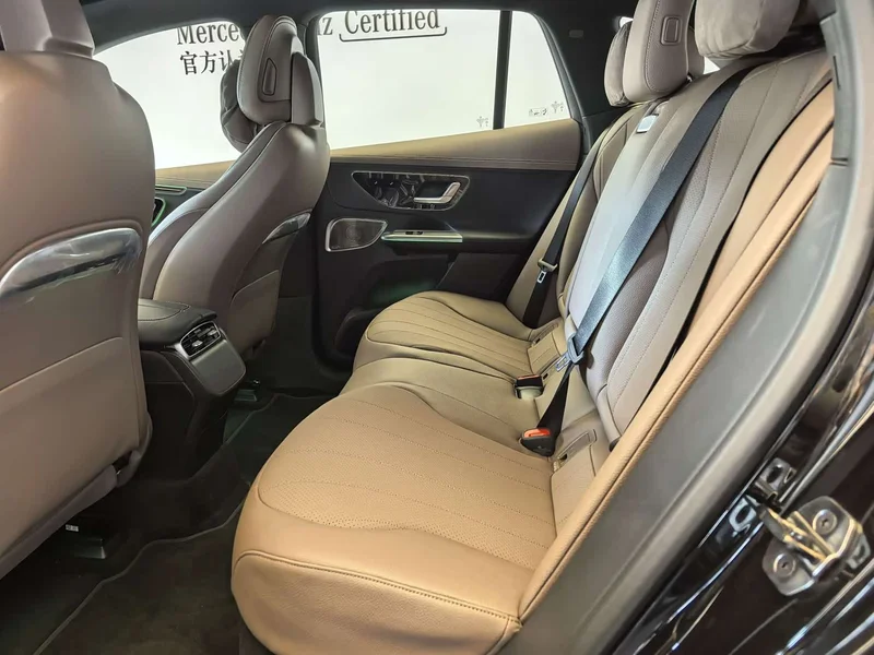 Mercedes-Benz EQE SUV — фото 13