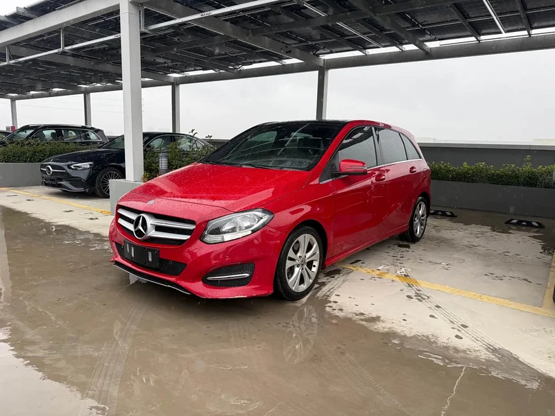 Mercedes-Benz B-Class — фото 1