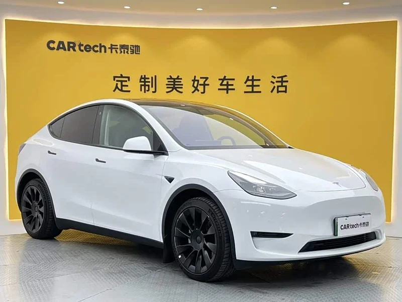 Tesla Model Y — фото 2