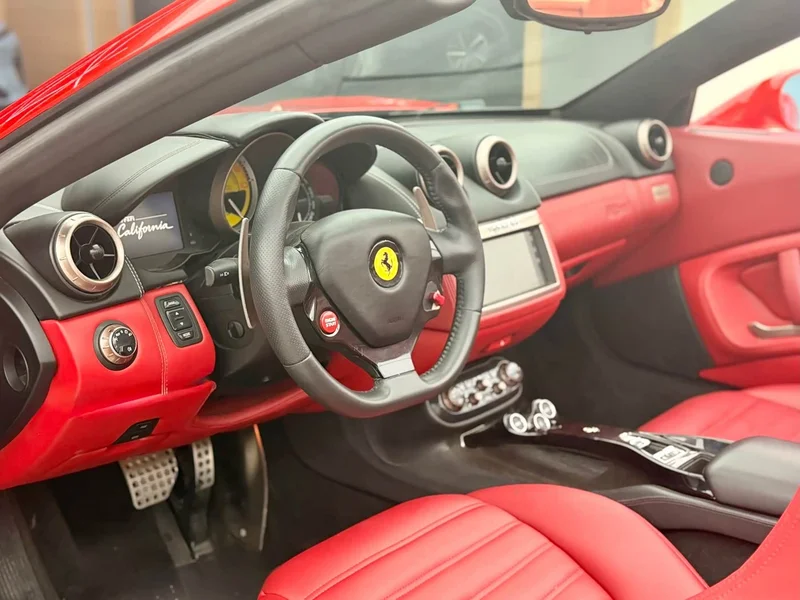 Ferrari California T — фото 12
