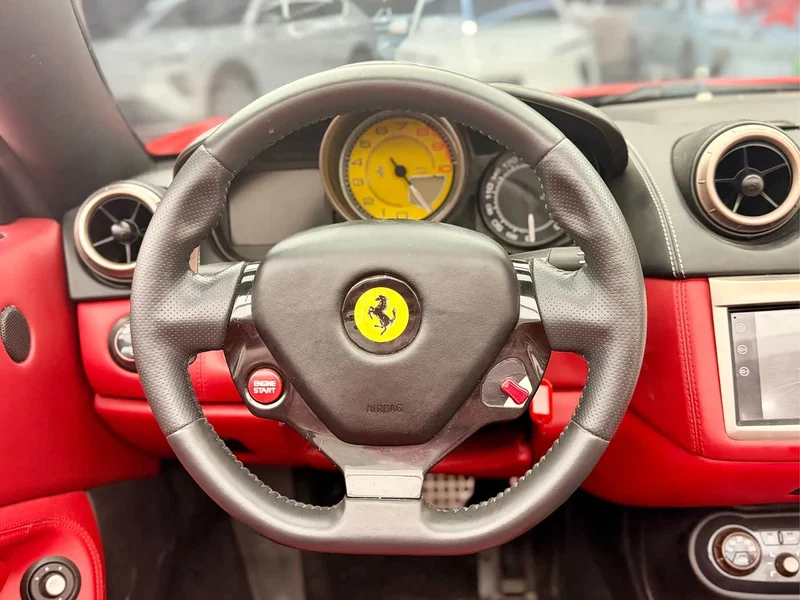 Ferrari California T — фото 13