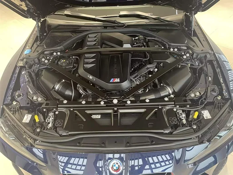 BMW M4 — фото 17