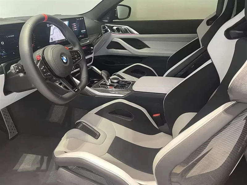 BMW M4 — фото 10