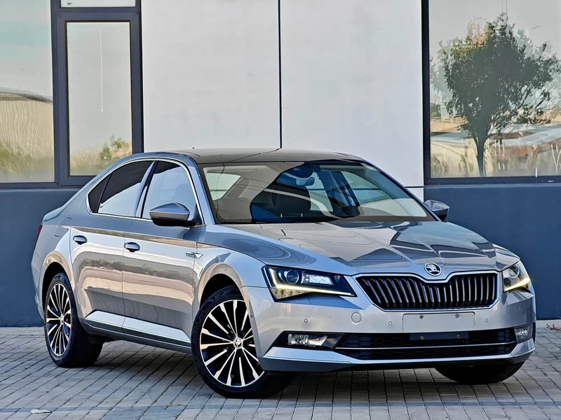 Skoda Superb — фото 3