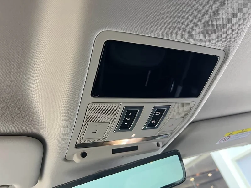 Land Rover Defender — фото 19