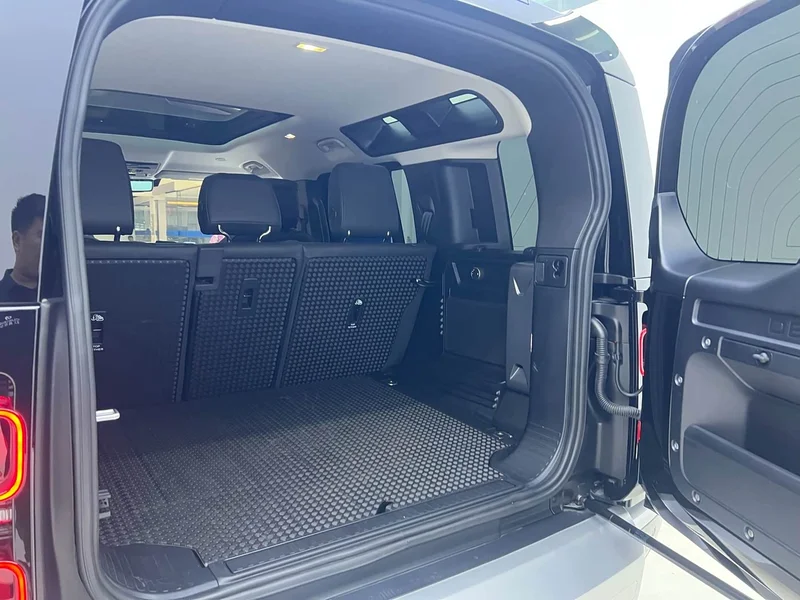 Land Rover Defender — фото 22