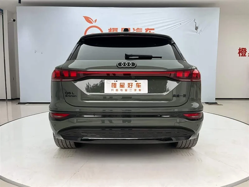 Audi Q6L e-tron — фото 6
