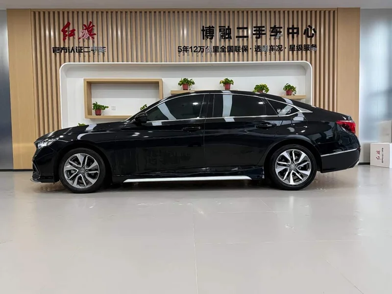Hyundai Inspire — фото 2