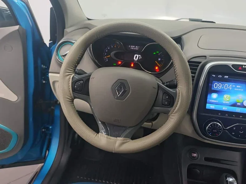 Kia Carens — фото 15