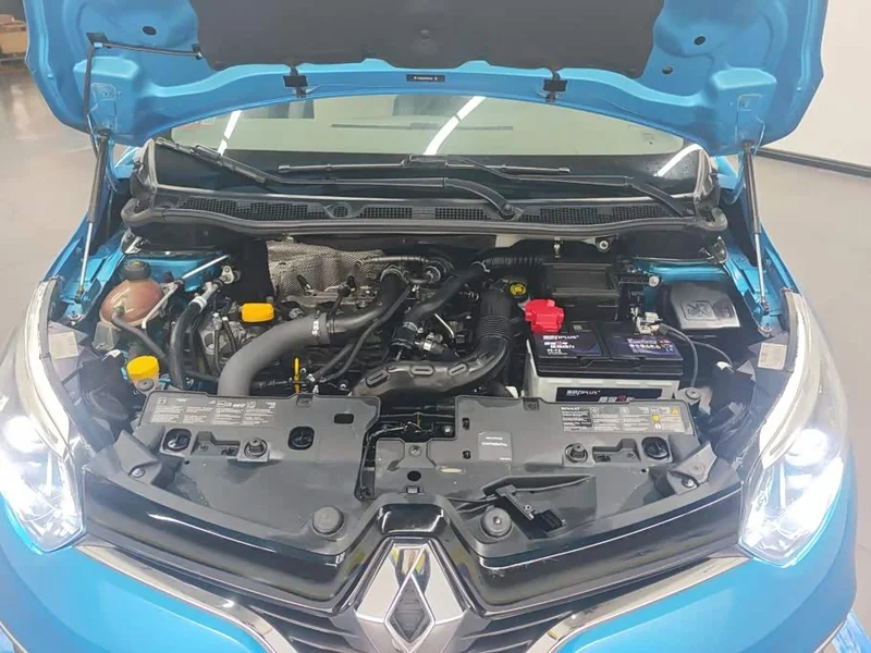 Kia Carens — фото 10