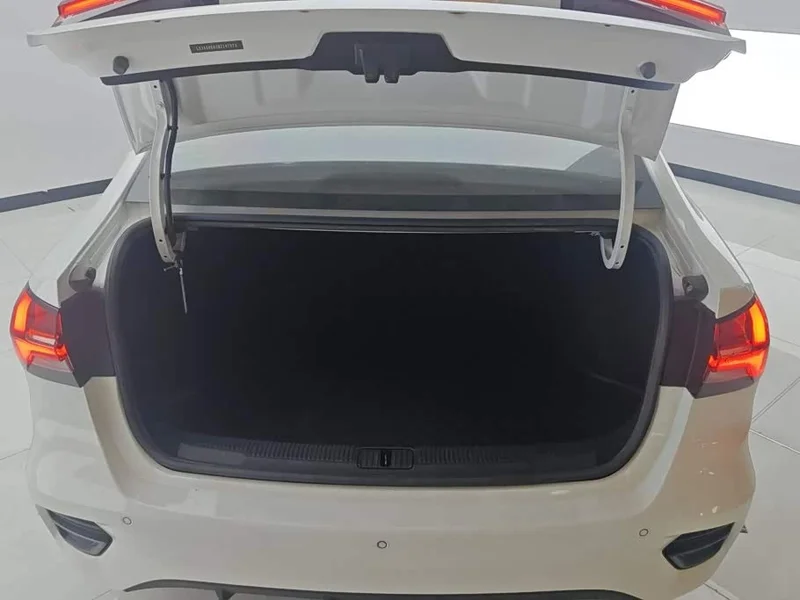 Roewe i5 — фото 4