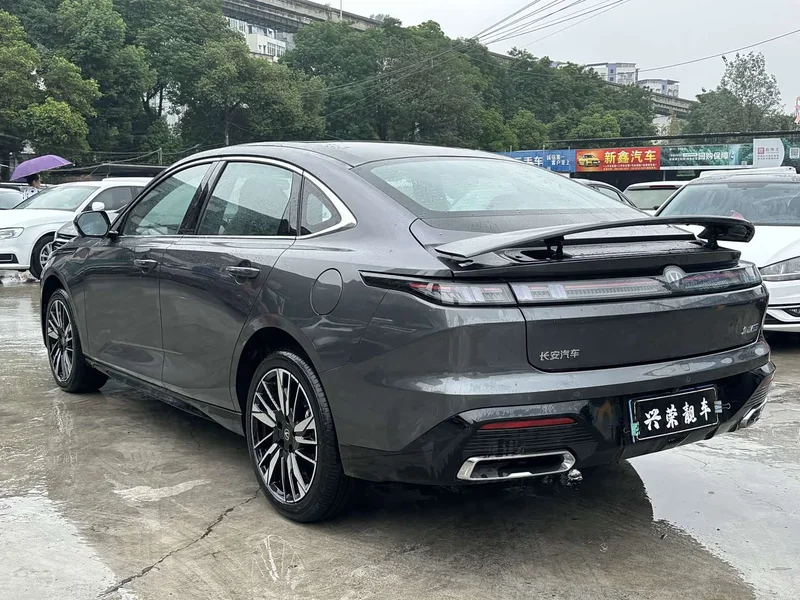 Changan Eado — фото 4