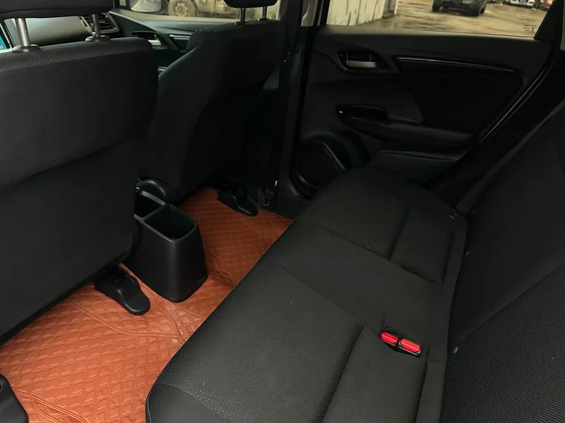 Honda Fit — фото 11