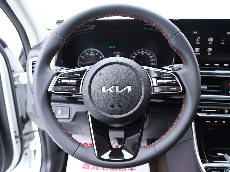 Kia KX3 — фото 11
