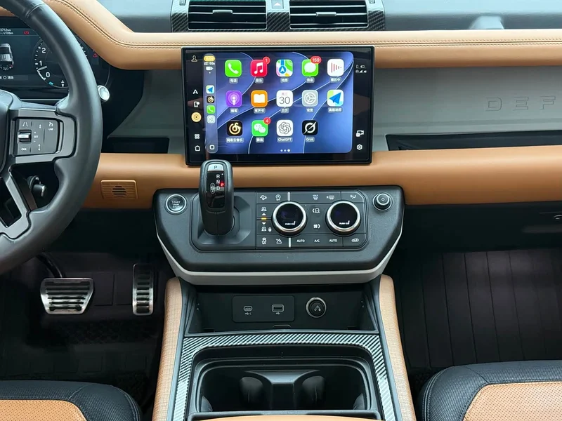 Land Rover Defender — фото 19