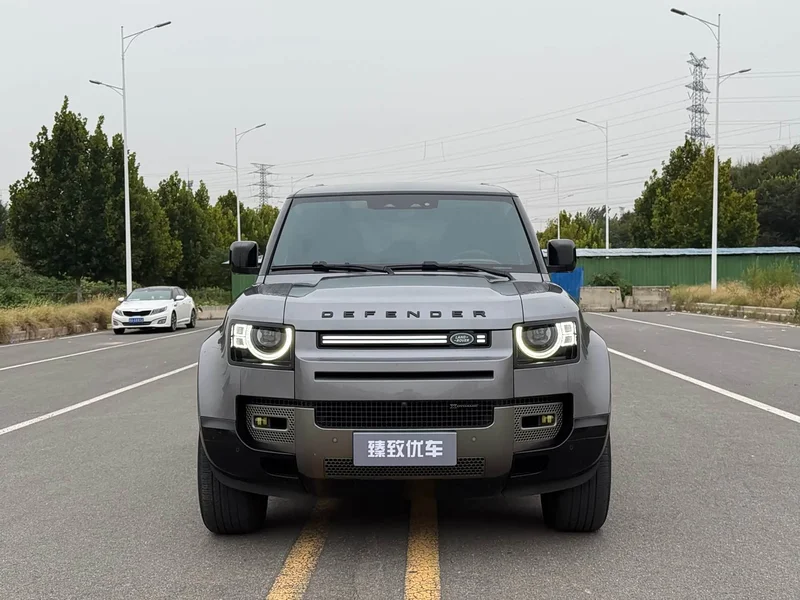 Land Rover Defender — фото 2