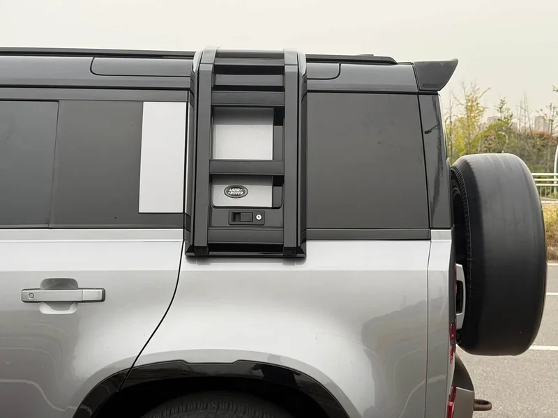 Land Rover Defender — фото 22