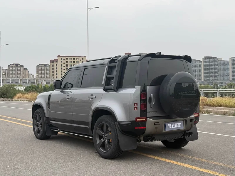Land Rover Defender — фото 4