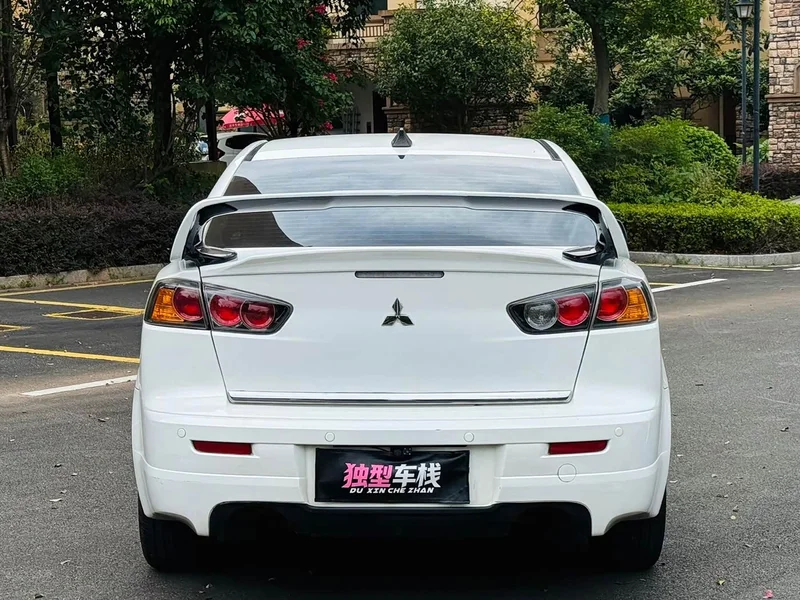 Mitsubishi Lancer EX — фото 12