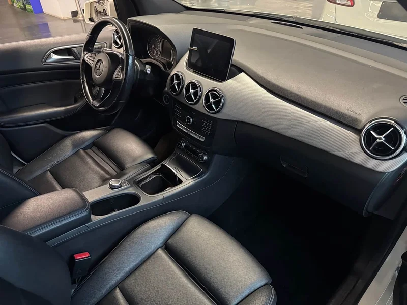 Mercedes-Benz B-Class — фото 10