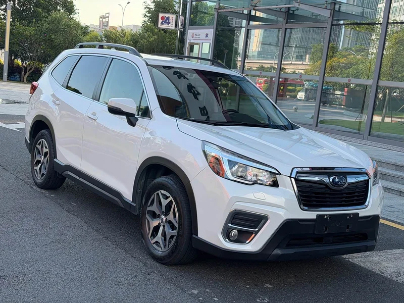 Subaru Forester — фото 3