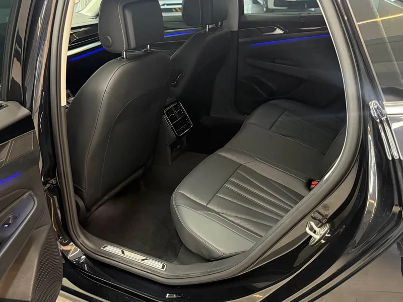 Volkswagen Passat — фото 7