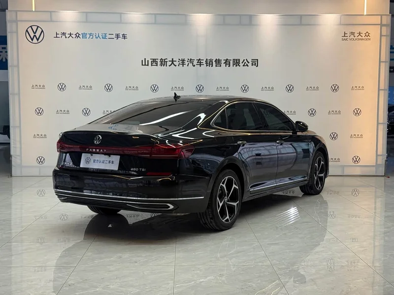 Volkswagen Passat — фото 10
