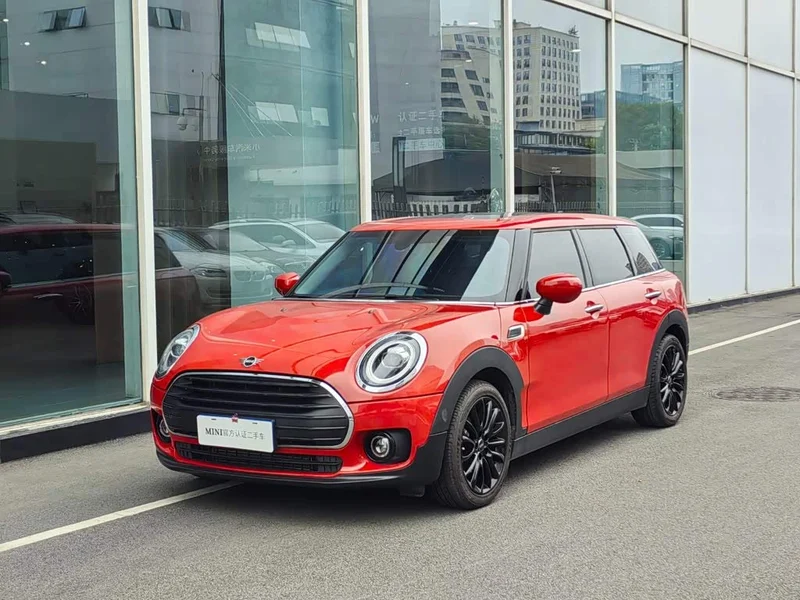 MINI CLUBMAN — фото 1