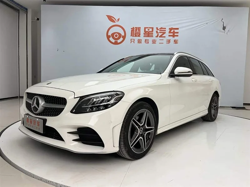 Mercedes-Benz C-Class — фото 1