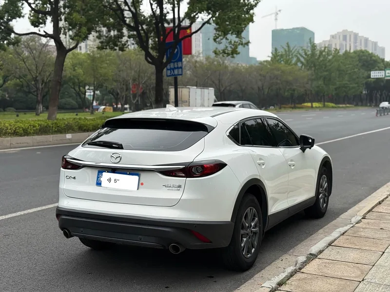 Mazda CX-4 — фото 3