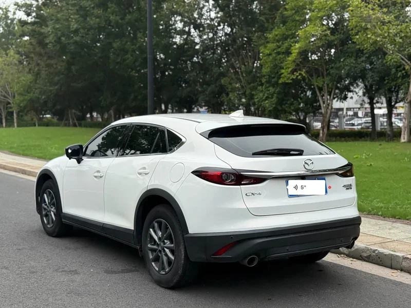 Mazda CX-4 — фото 5