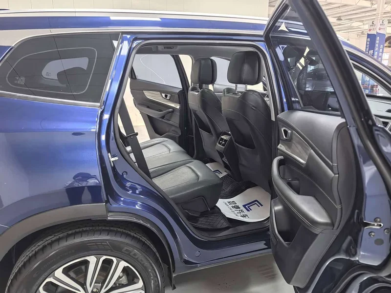 Chery Tiggo 8 — фото 11