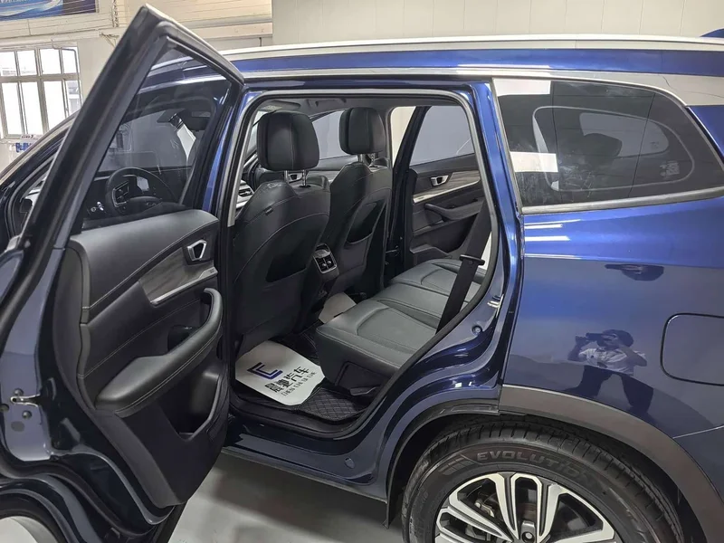 Chery Tiggo 8 — фото 12