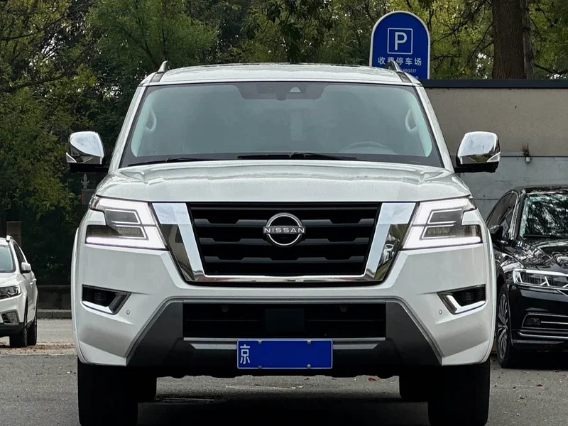 Nissan Patrol — фото 2