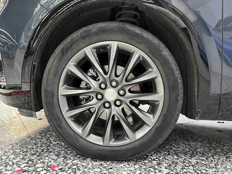 Buick Enclave — фото 15