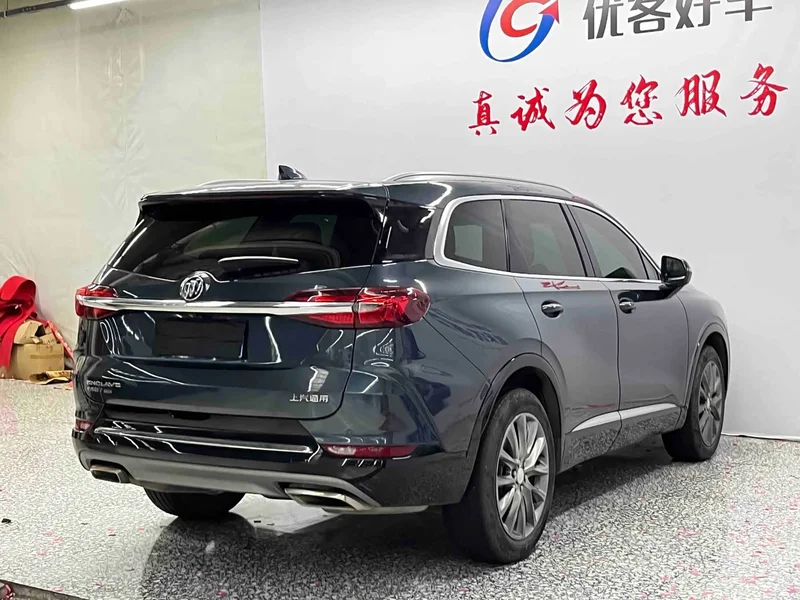 Buick Enclave — фото 18