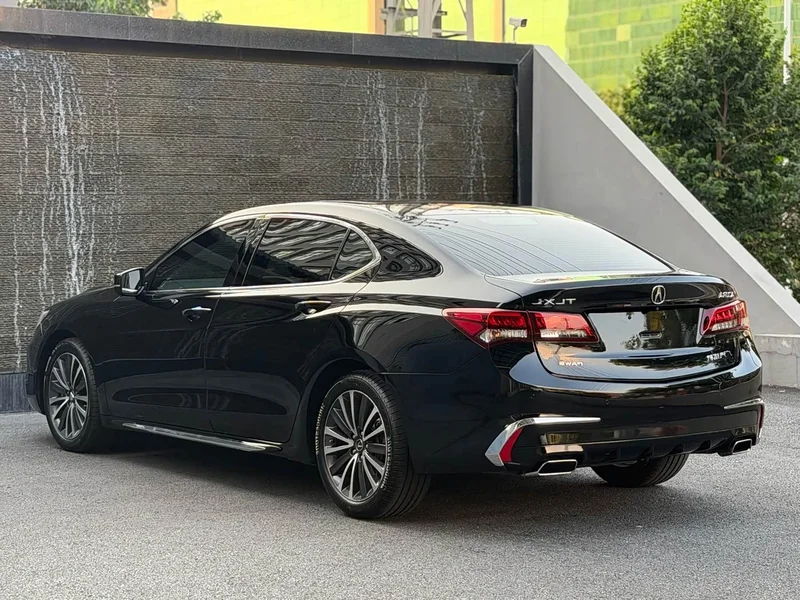 Acura TLX-L — фото 8