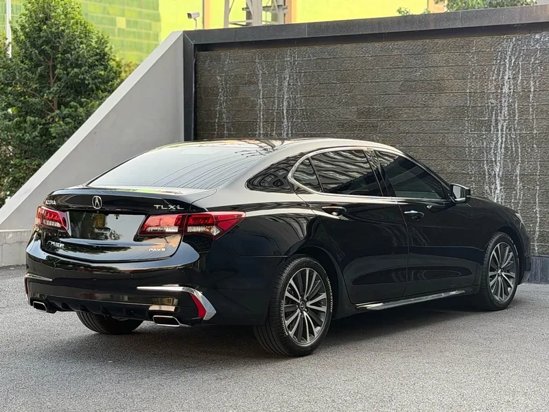 Acura TLX-L — фото 10