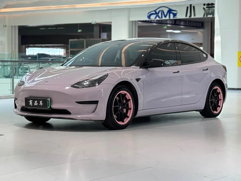 Tesla Model 3 — фото 1