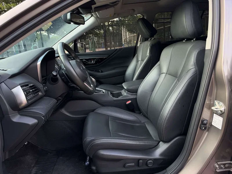 Subaru Outback — фото 20