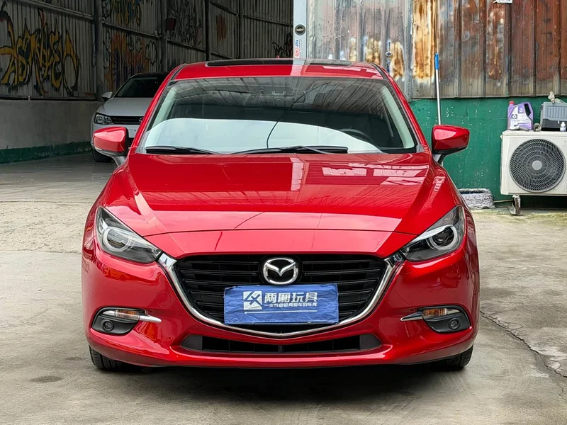 Mazda 3 Axela — фото 3