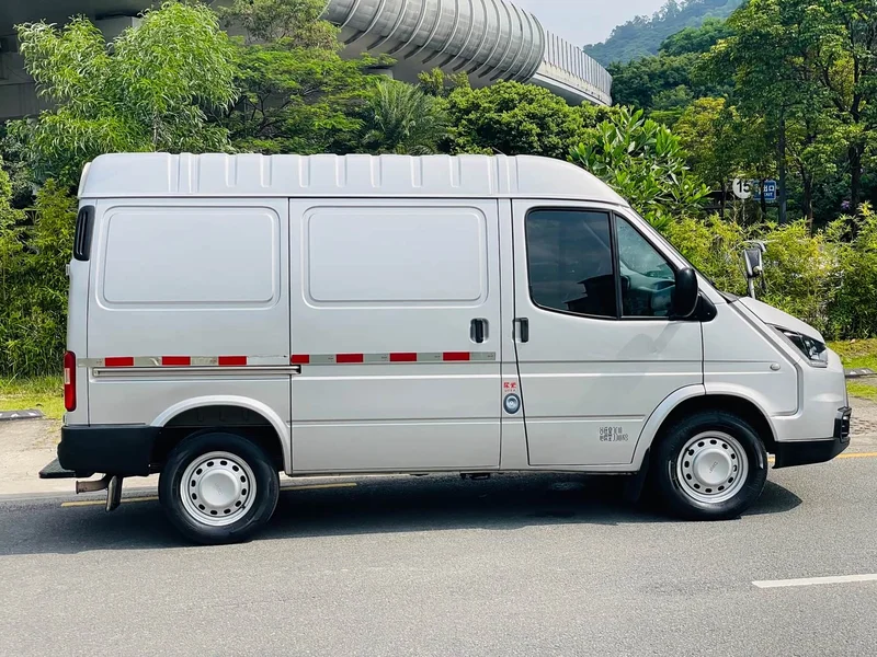 Volkswagen Transporter — фото 6