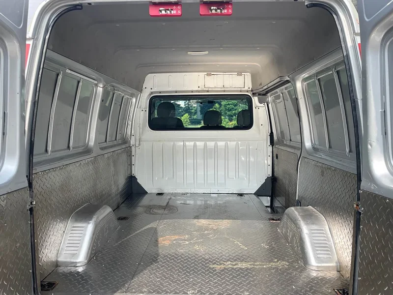 Volkswagen Transporter — фото 7