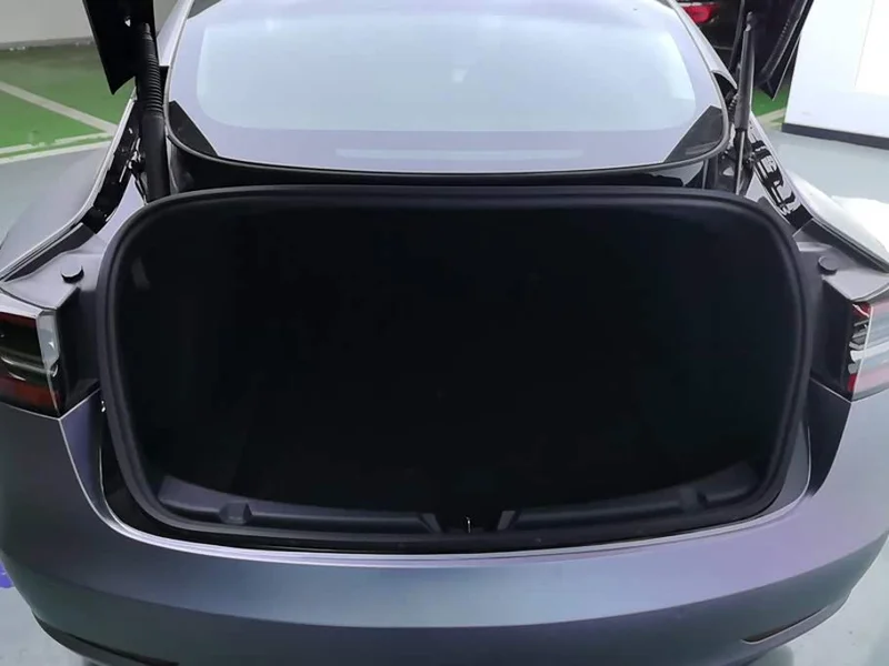 Tesla Model 3 — фото 4